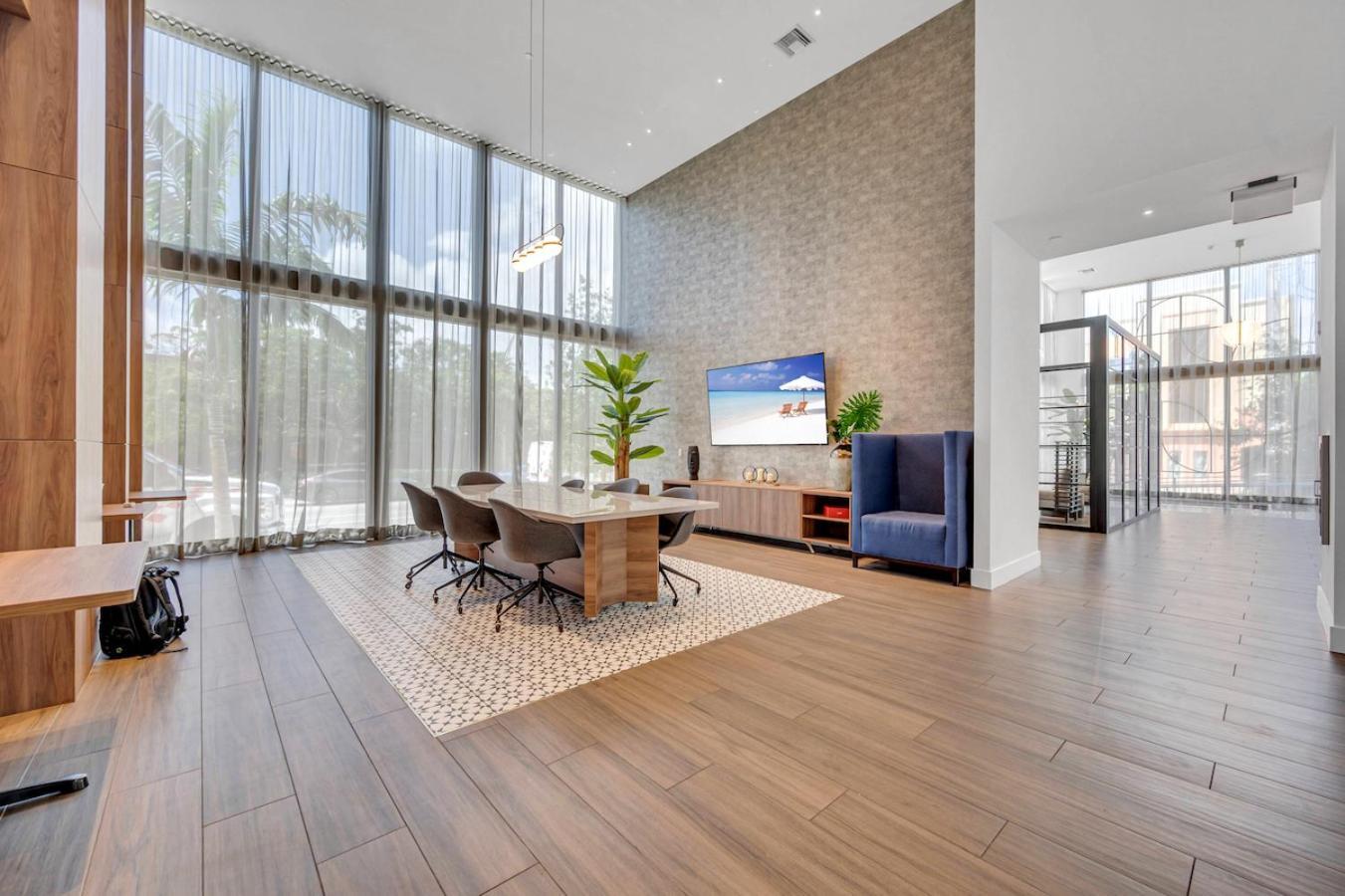 Modern Unit Mins From Brickell With Free Parking Διαμέρισμα Μαϊάμι Εξωτερικό φωτογραφία