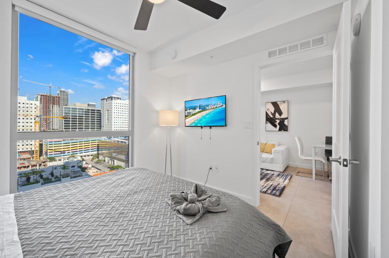 Modern Unit Mins From Brickell With Free Parking Διαμέρισμα Μαϊάμι Εξωτερικό φωτογραφία